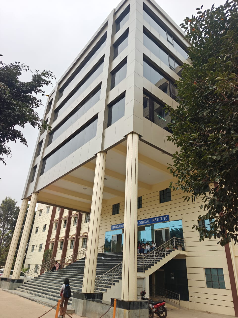 SR Constructions - Construction company